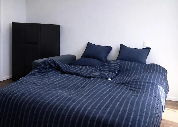 Top-secure Spacious Penthouse - Embassy Apartment