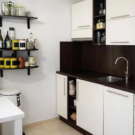 Top-secure Spacious Penthouse - Embassy Apartamento *